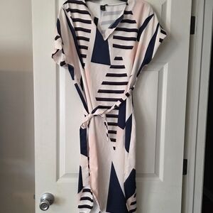 SHEIN Navy and Cream Geometric Midi Dress